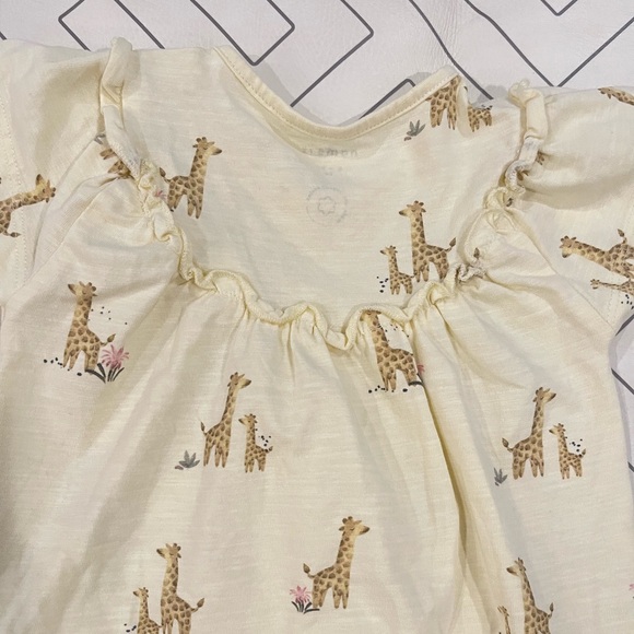 Name It Giraffe Onesie - Picture 8 of 9
